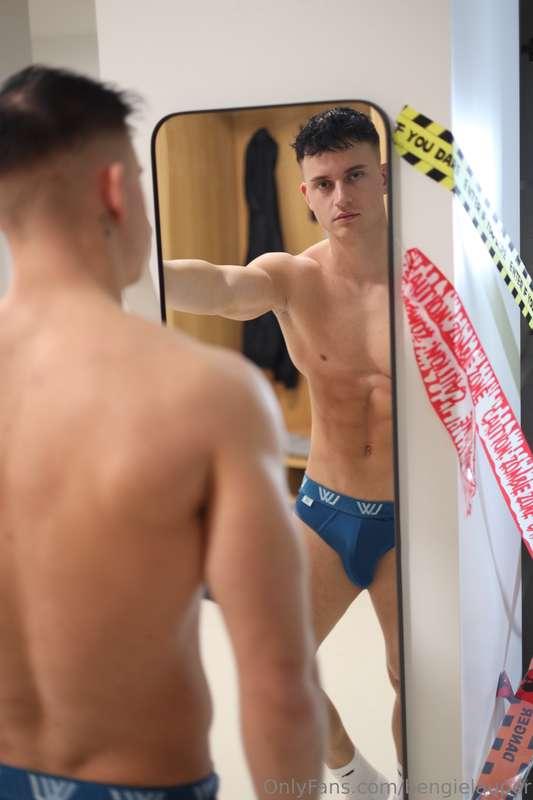 Look into my eyes... and tell me you don’t want to take thin..