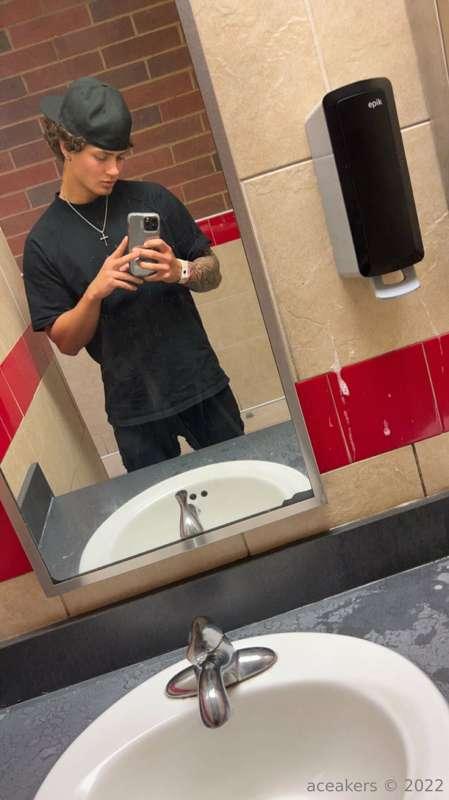 don't I look good in all black?! ;))