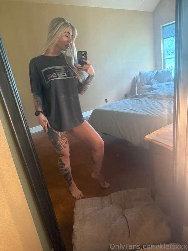 Just got out of bed… but I’m not ready to behave yet 😇