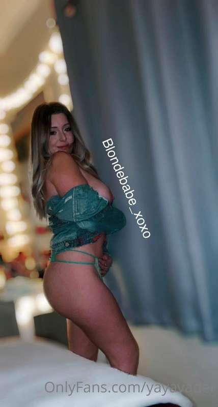 Innocently sexy but naughty blonde ready in her DMs 💋
Posts ..