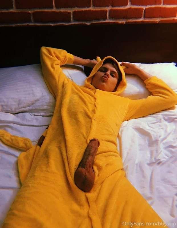 With these pajamas that our friend mimoson wears, he gets a ..