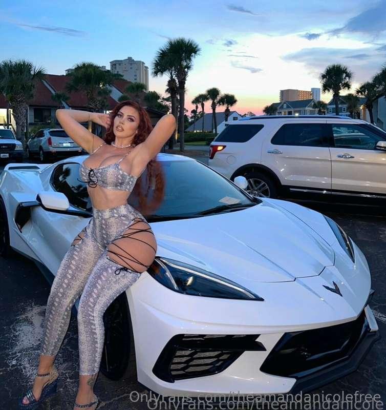 ### DM me a '💎' 
for SEXY SURPRISE 💋