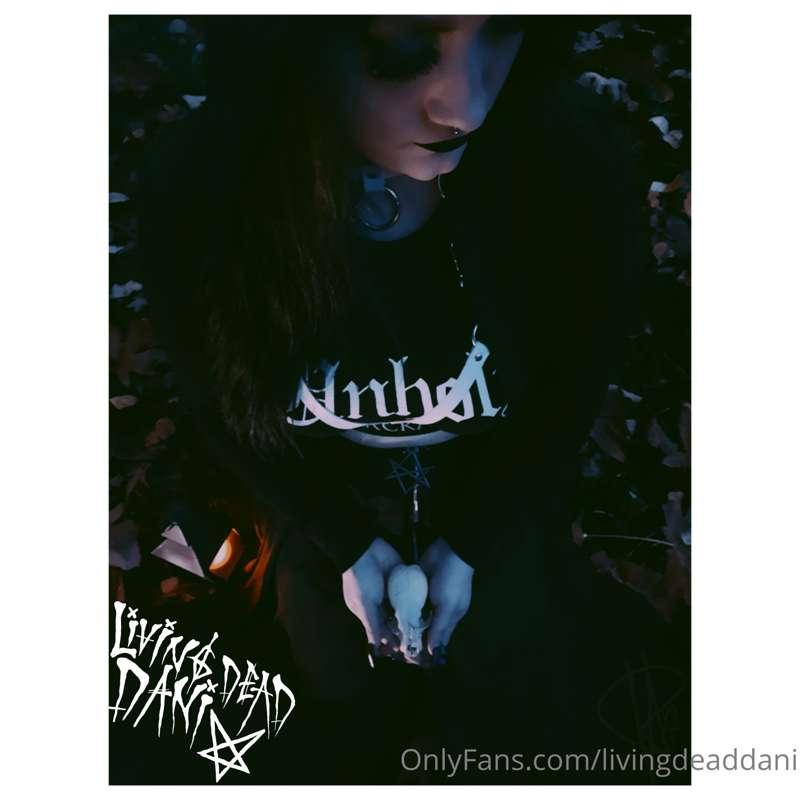 Halloween 21 shoot 🎃🖤🕸⚰