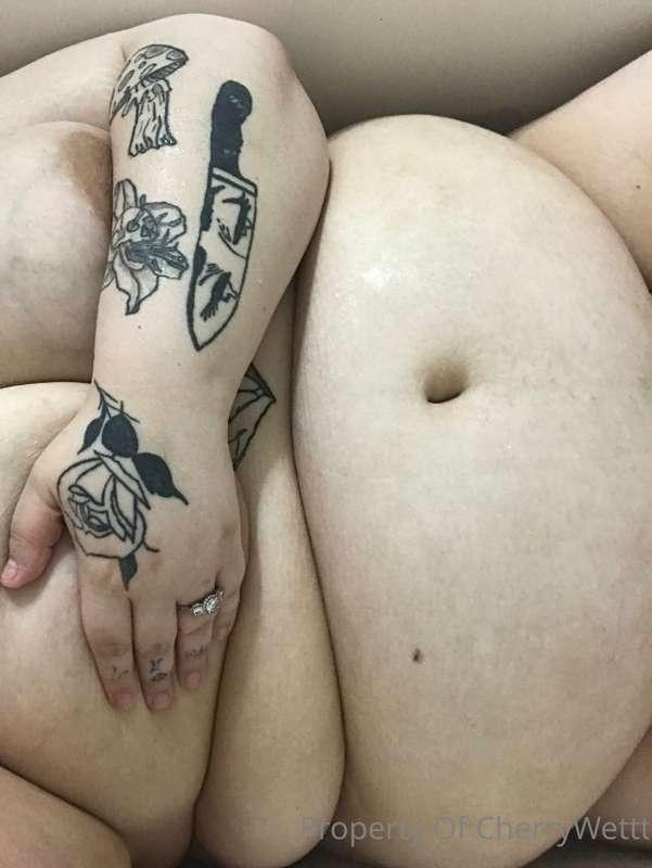 Little bath time fun 🤍