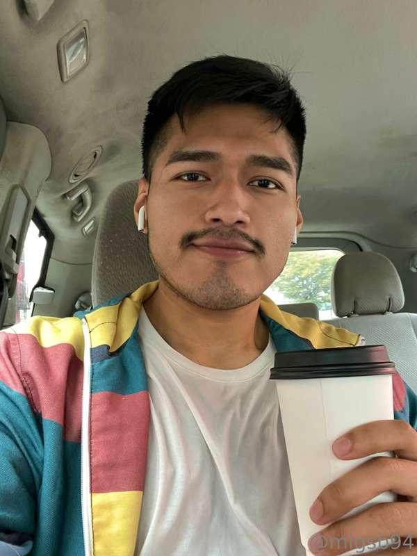 ***~Swipe right for video~***
I went to a coffee shop after ..