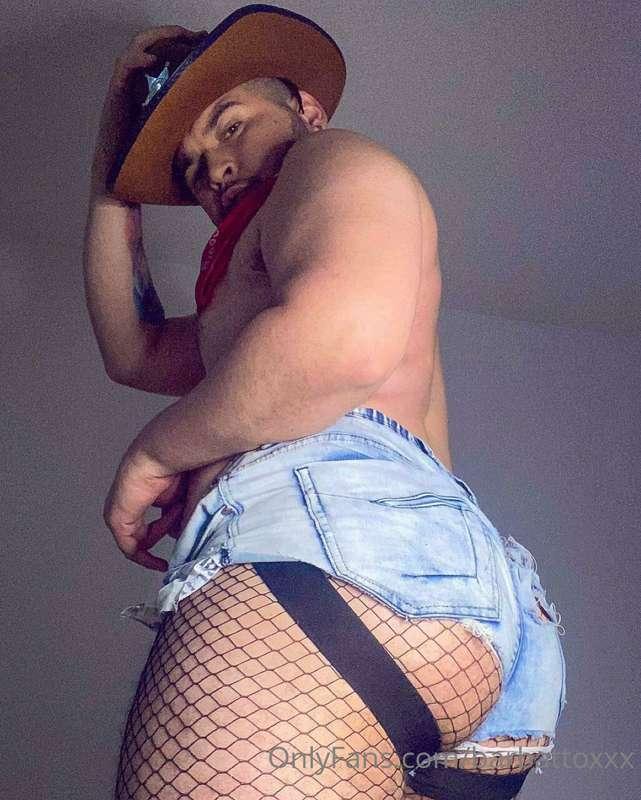 Vengo del Lejano Oeste, soy un vaquero con ganas de cabalgar..