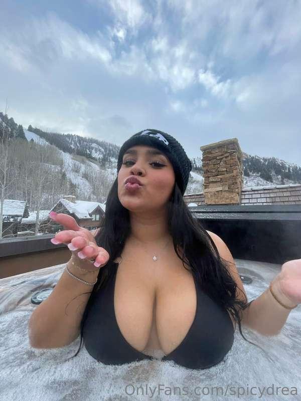 give me some kisses plsss