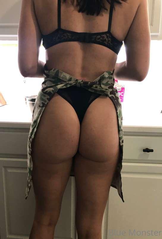 It’s too hot to bake cookies clothed!