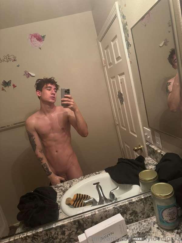 tonylovelocks image #4