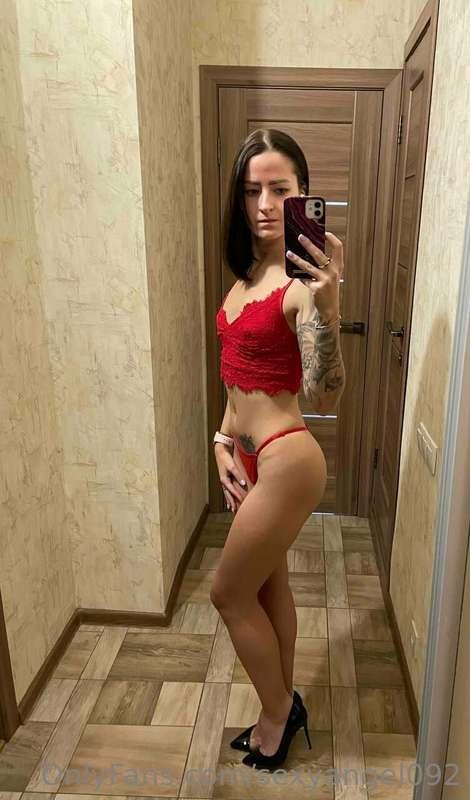 Hi, handsome😉❤️ Welcome to my page, I'm ready to play with y..