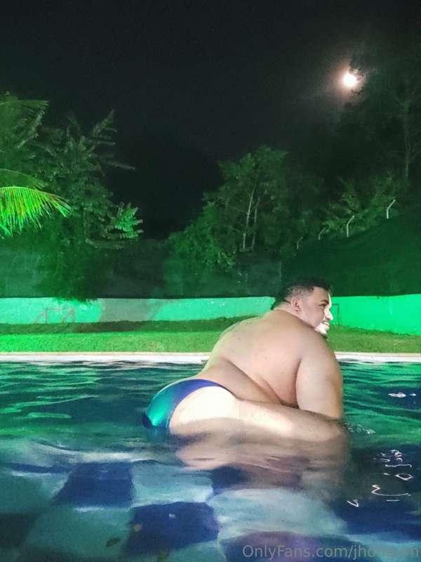 Let's go swimming😋💦
