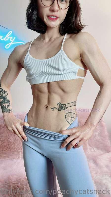 peachycatsnack image #2