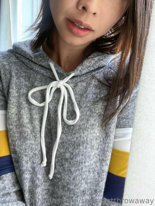 Staying cozy. 😊 Wish you could feel how soft this sweater is..