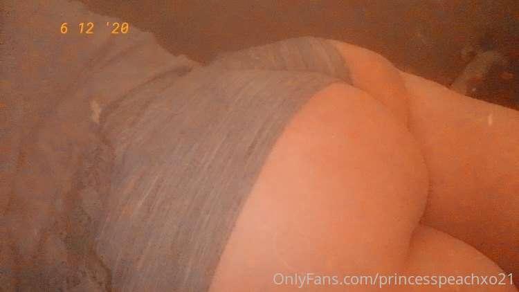 Goodnight baby 😴 Sweet dreams 💕
Here’s a pic of my ass! I ho..