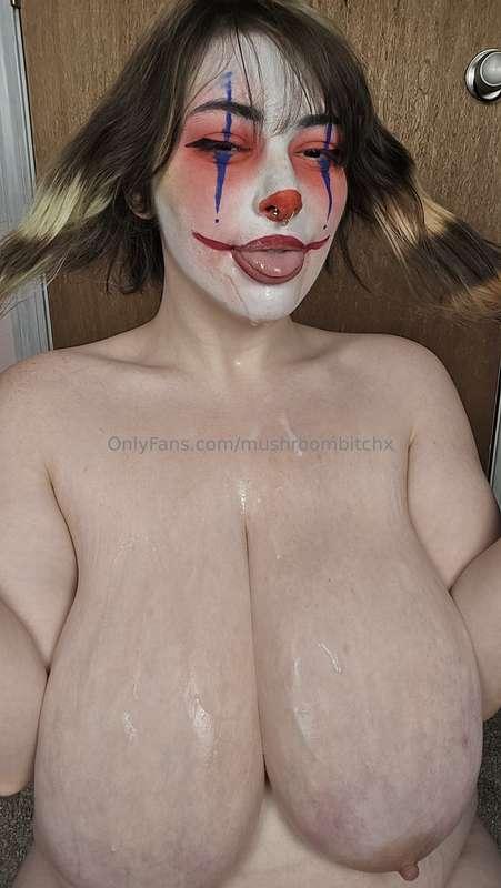 mushroombitchx image #1