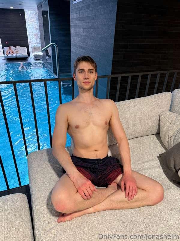 Baby, do you want an exclusive video where I say your name a..