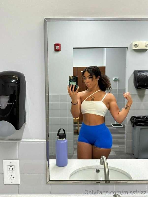 💪