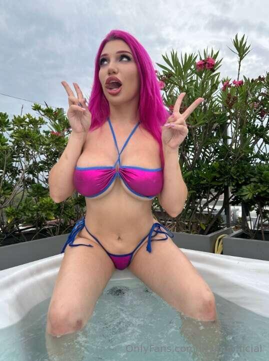 Tip $5 if your already stroking for me 💗