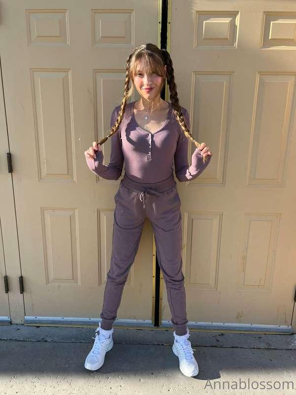 annablossom image #5