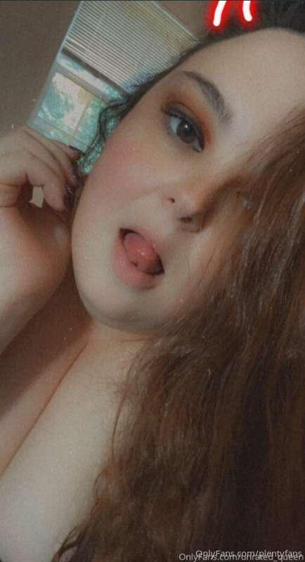 BBW, submissive ready to make your day. I aim to please and ..