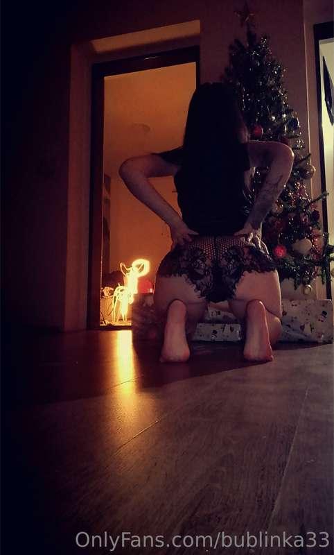 "Přeji lásku, štěstí, něhu, ať se Ti splní každičký sen. Přá..