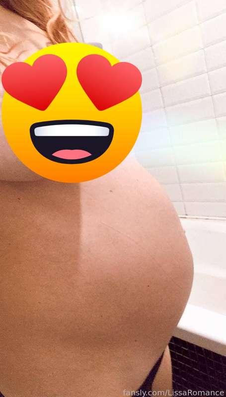 My big big preggo belly and my milky tts with huge areolas
  
😏

#pregnant #preggo #pregnancy #impregnation #bigtits #bigboobs #curvy #redhead  
#nipples #areolas #bignipples #bigareolas #milky #miltytits #lactation #barelylegal 