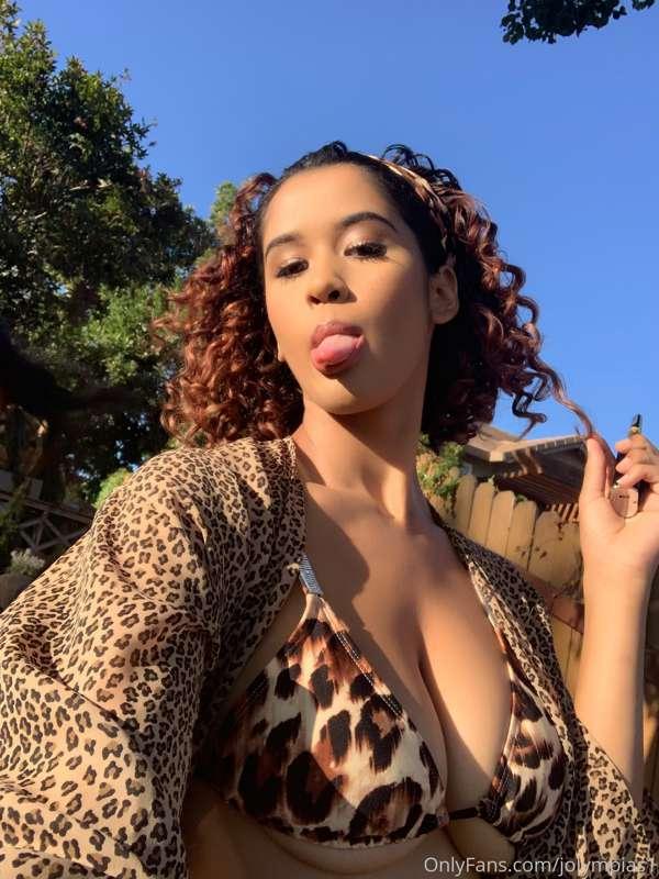 Happy Sunday Fundayyyy, check your dms!!