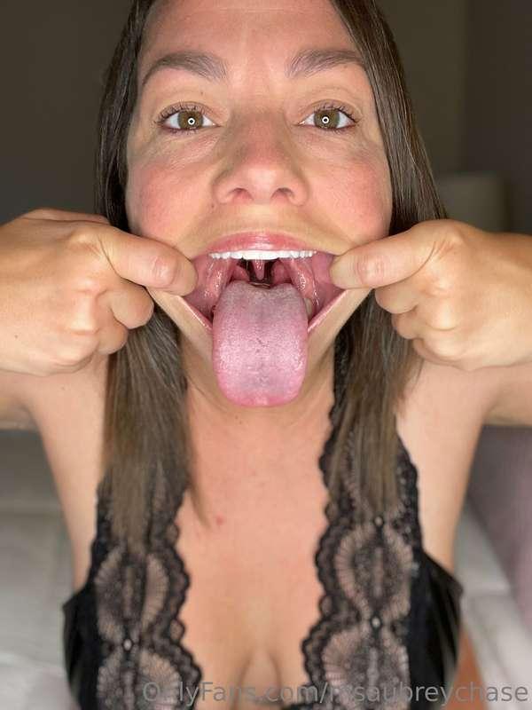🗝️🖤
