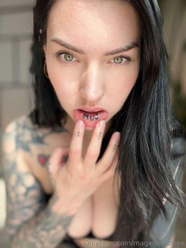 Rise & fuck me 😏