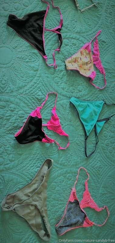 G-STRING FANS.... Pick your favorite one, TIP $5 and I'll we..