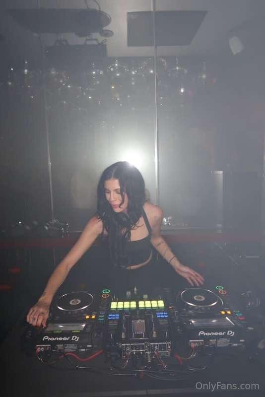 weekend recap ✨🪩 guess what I’m song playing here? 