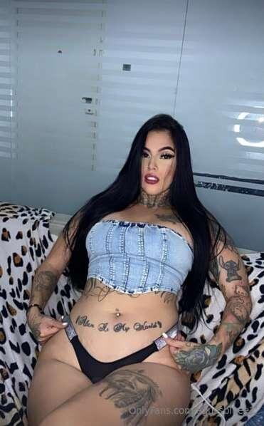 𝐅𝐑𝐄𝐄 𝐒𝐔𝐁𝐒𝐂𝐑𝐈𝐏𝐓𝐈𝐎𝐍 @desireediablooo⚜️ EXPLICIT CONTENT⚜️ DICK..