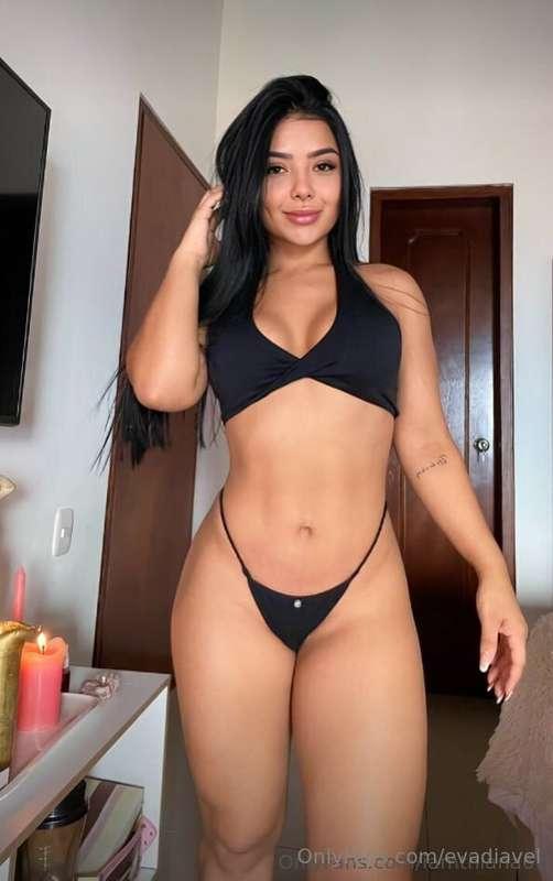 🔥✨ @IAMTHIANA69 ✨🔥Let's play in my bed daddy, let's do amazi..