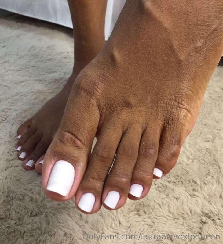 Long toes!