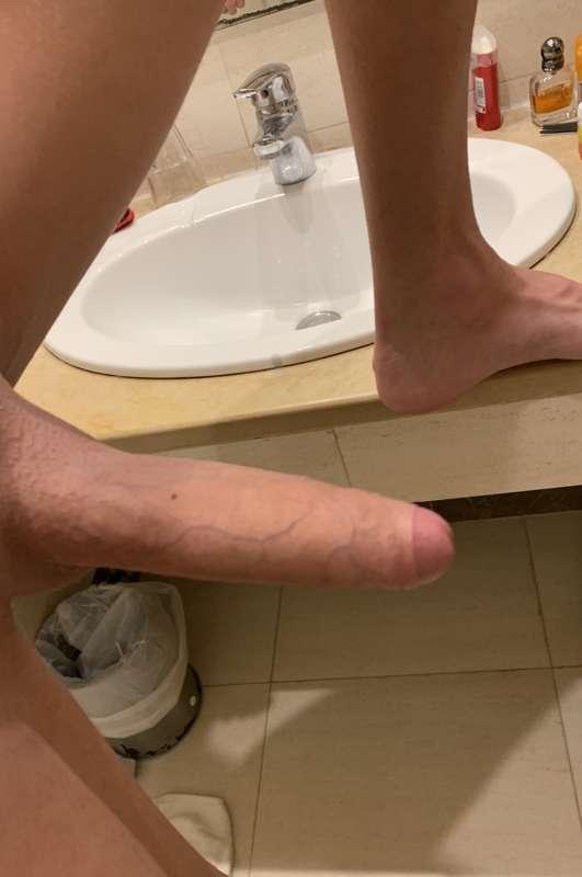 do you like my big cock?😘