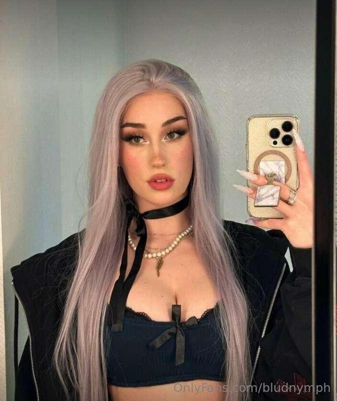 too *hot* for you! 😈😘