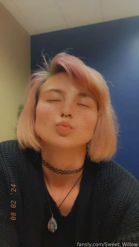 sweet_willow image #5