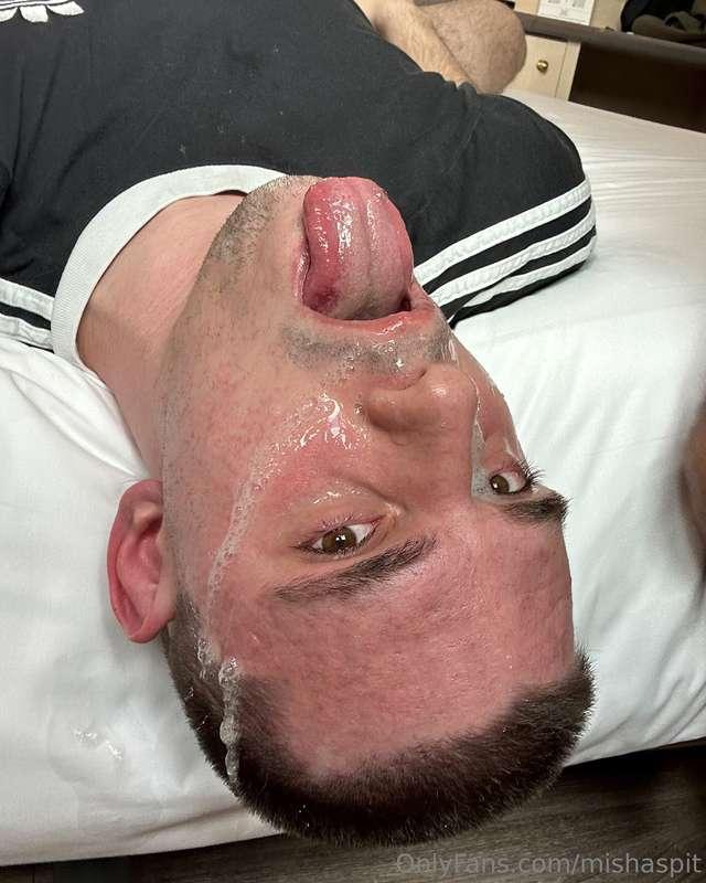 Got facefucked in a hotel room like a good slut