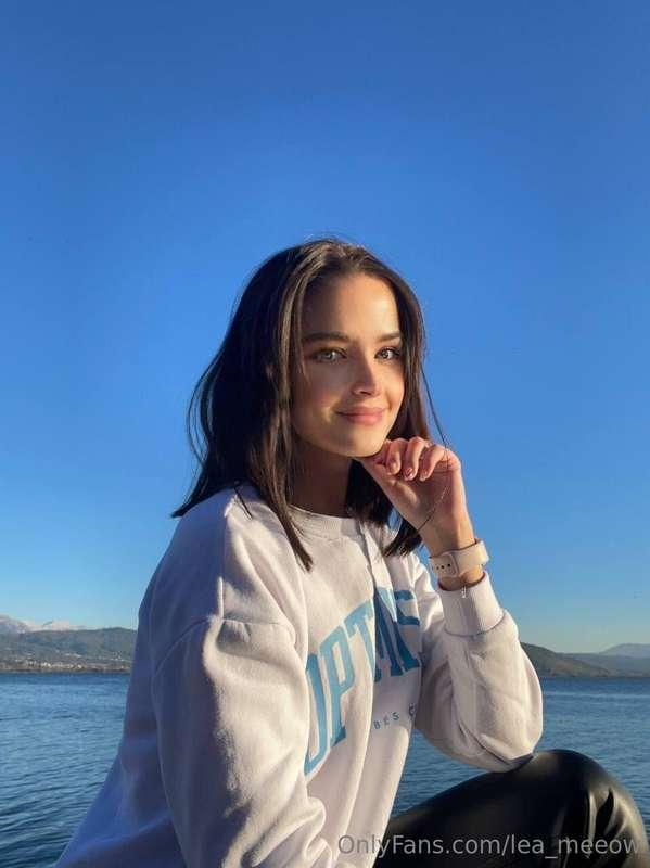 The depraved babe @linda_pureee ❤️ ran away from schоol and ..