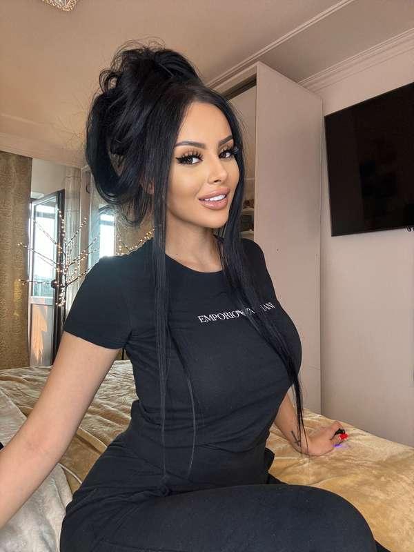 celineofficial image #2