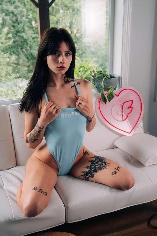 What’s that one wish on your mind rn babe?🫦