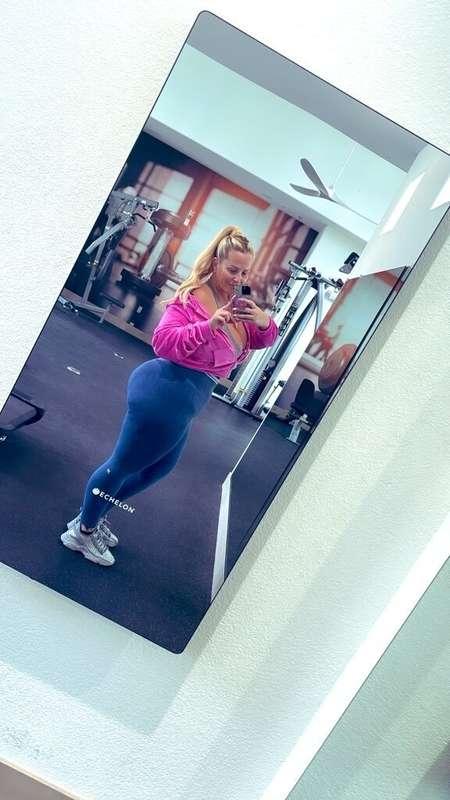 Happy Monday 🩷🏋🏼‍♀️