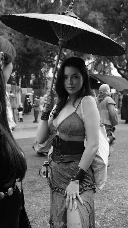 heylaurensummer image #0