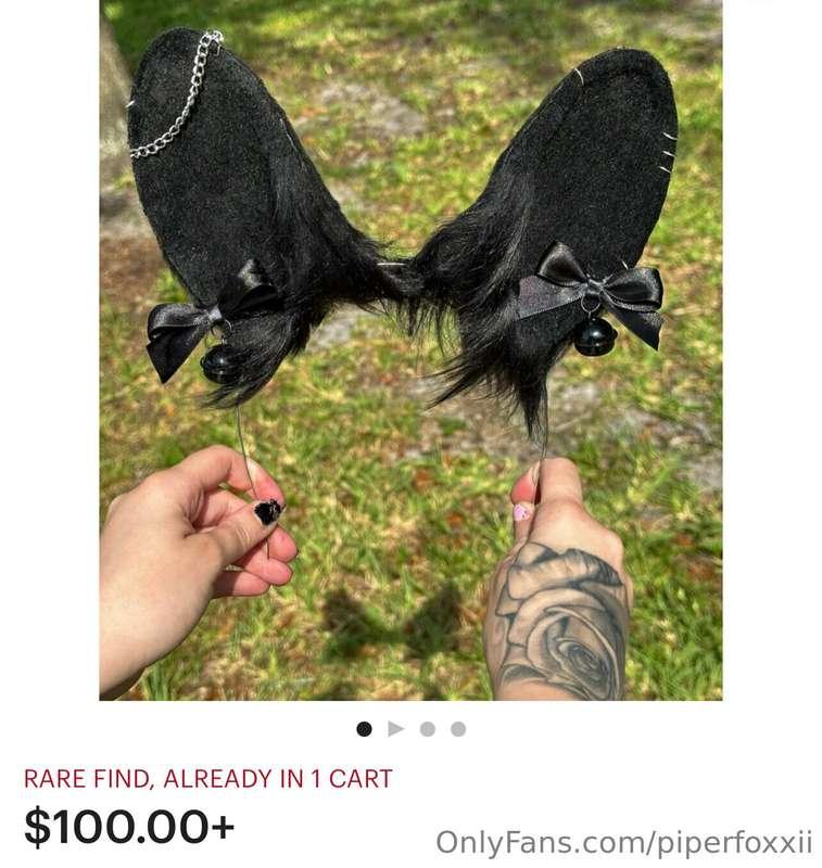 Help me get the cutest goth bunny ears ever!!! Every one who..