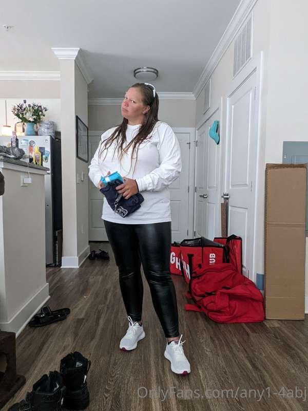 How I dressed going to CVE (CHARLOTTE VIDEO EXCHANGE)