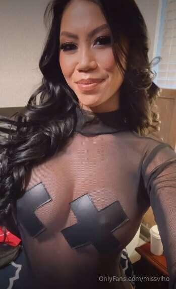 Ready to rip this mesh off me babe? 🥵🥵 The ✖✖ mark the spots..