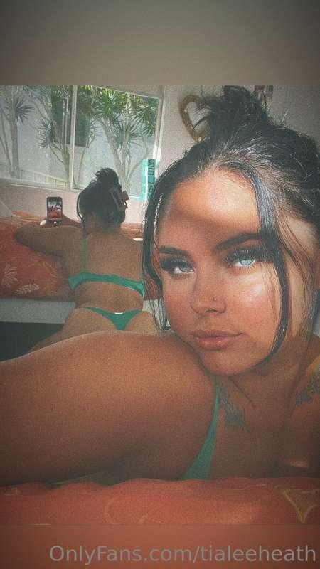 is there anything you want to see more of? let me know 💋