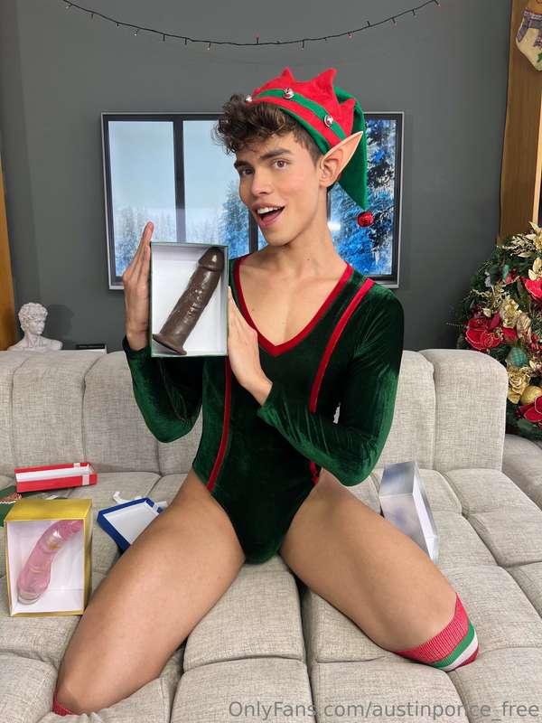 Santa has sent me to give you an special Xmas gift! 🎁🤩Go now..