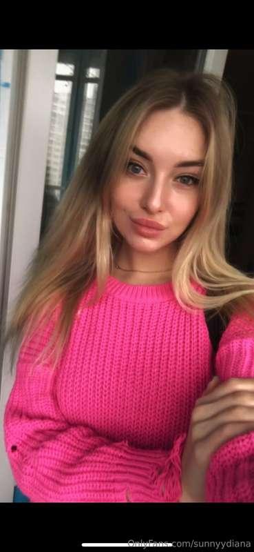 Sending good vibes your way for a fantastic day💋
