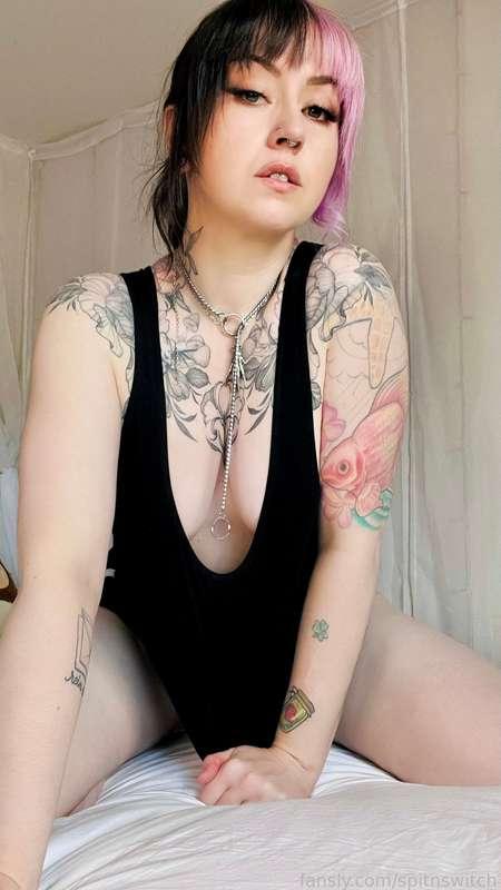 I’m going to tease you until I see the intense desperation in your eyes. I want to watch your whole body react without you even saying a word. I’ll know exactly how hard it is for you with every new part of my body that I touch as I get closer and closer. 